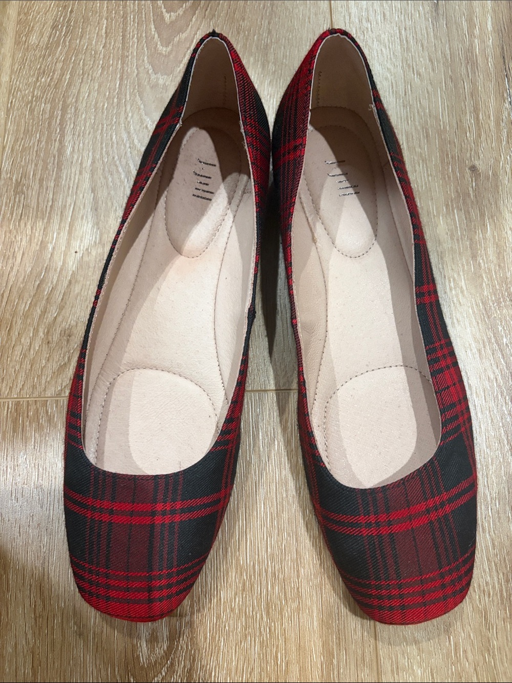 J. Jill Women’s Ballet Flats Red Black Plaid Office Holiday, size 8